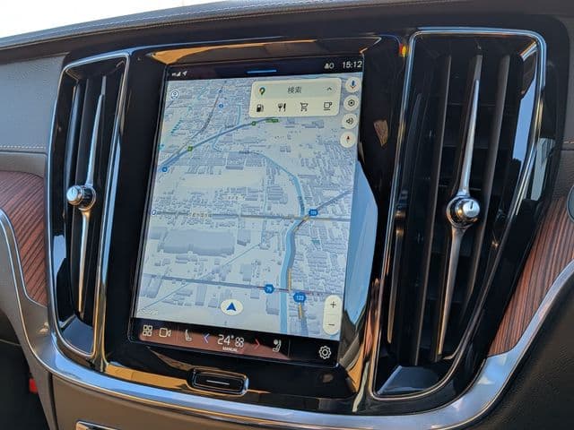 Car thumbnail 3