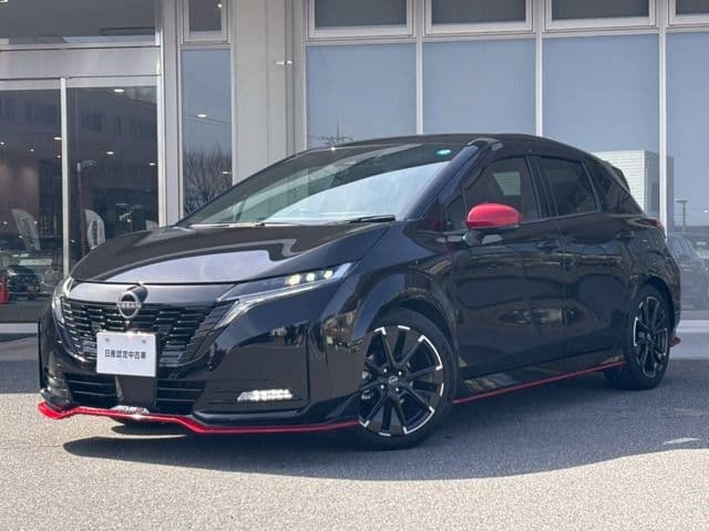 NISSAN