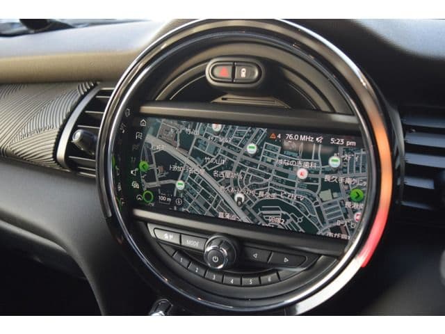 Car thumbnail 2