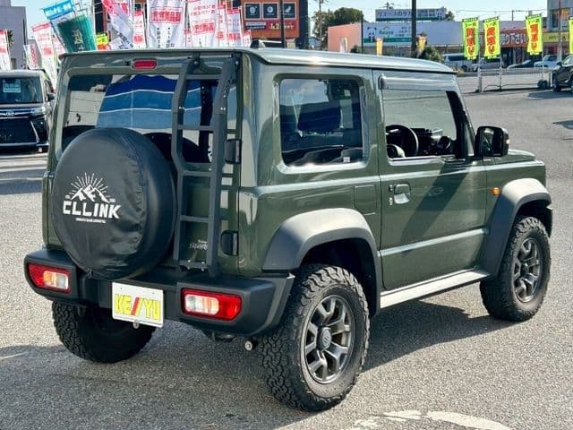 Car thumbnail 2