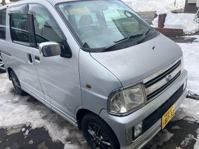 DAIHATSU