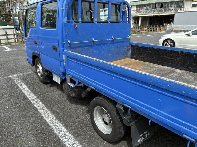 Car thumbnail 3