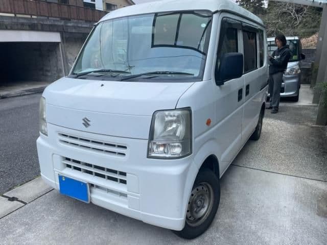 SUZUKI