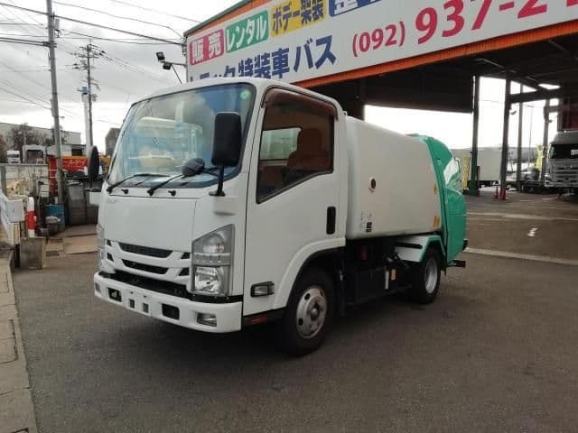 ISUZU