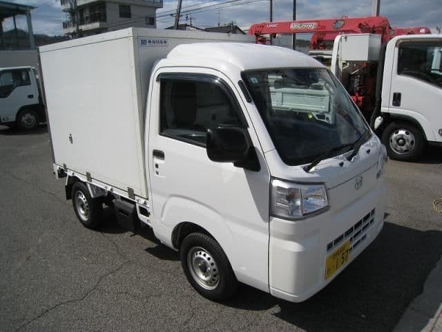 DAIHATSU