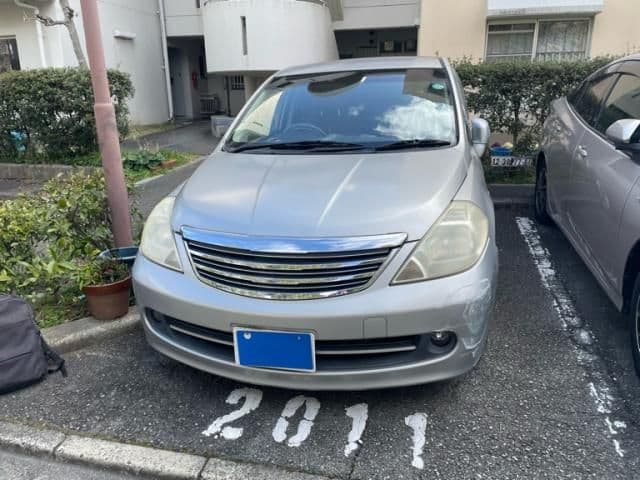 NISSAN
