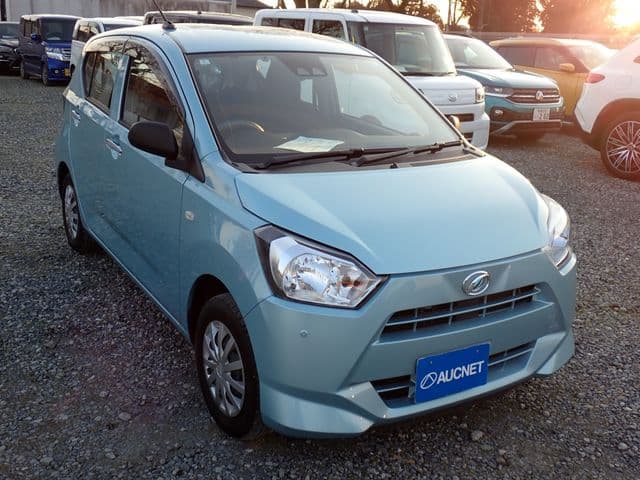 Car thumbnail 4