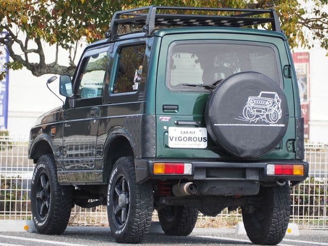 Car thumbnail 3