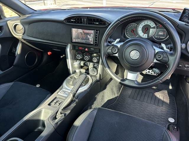 Car thumbnail 2