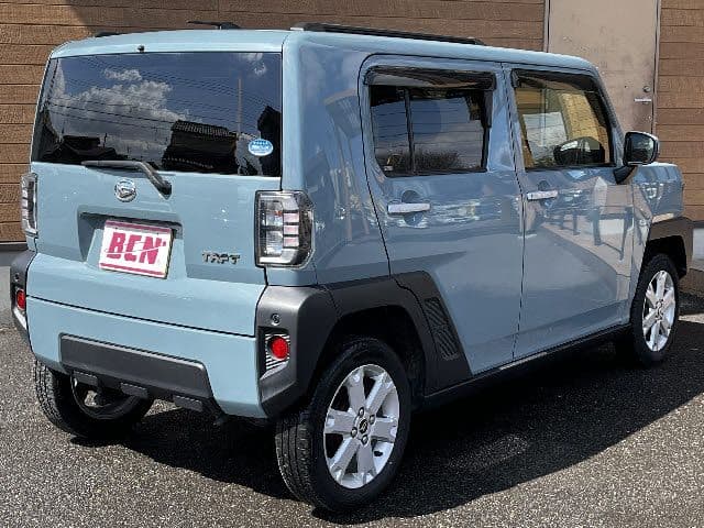 Car thumbnail 3