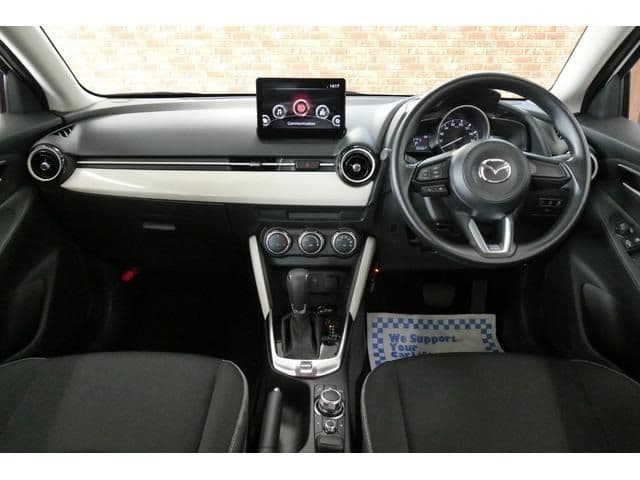 Car thumbnail 3