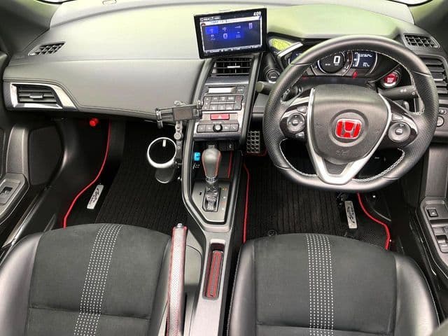 Car thumbnail 2