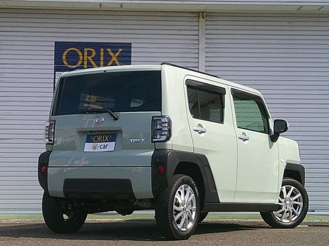 Car thumbnail 3