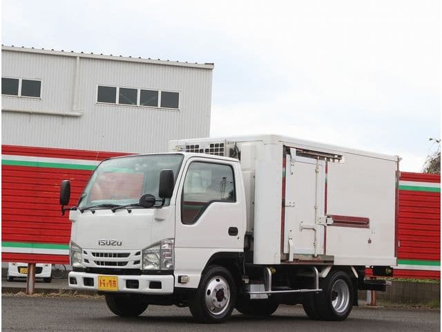 ISUZU