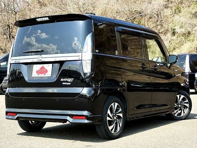 Car thumbnail 3