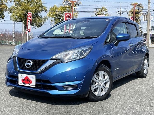 NISSAN