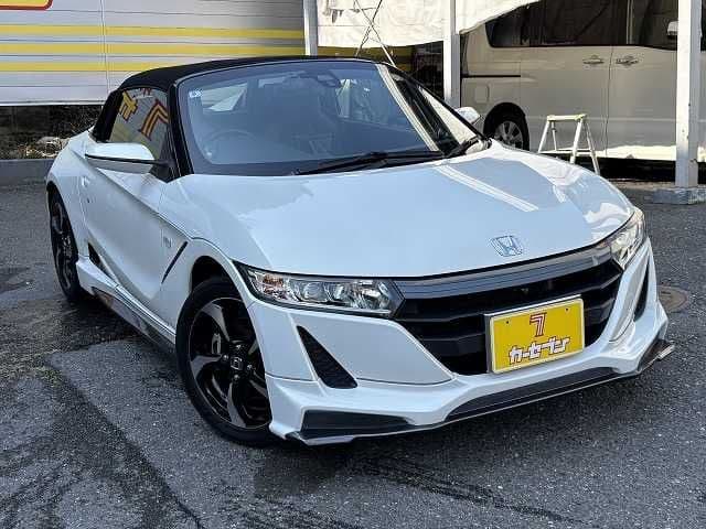 Car image 1