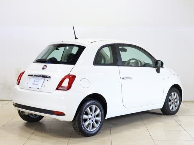 Car thumbnail 2