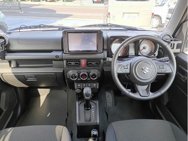 Car thumbnail 3