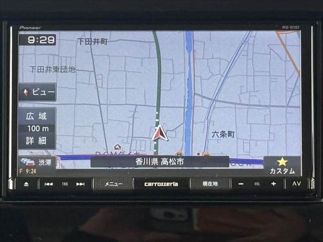 Car thumbnail 4
