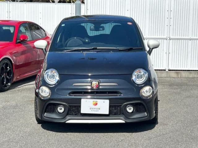 Car thumbnail 2