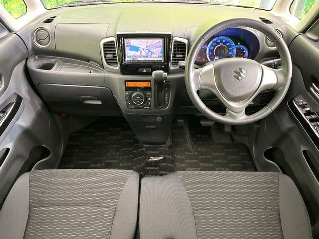 Car thumbnail 2
