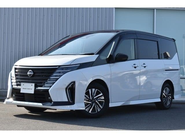 NISSAN