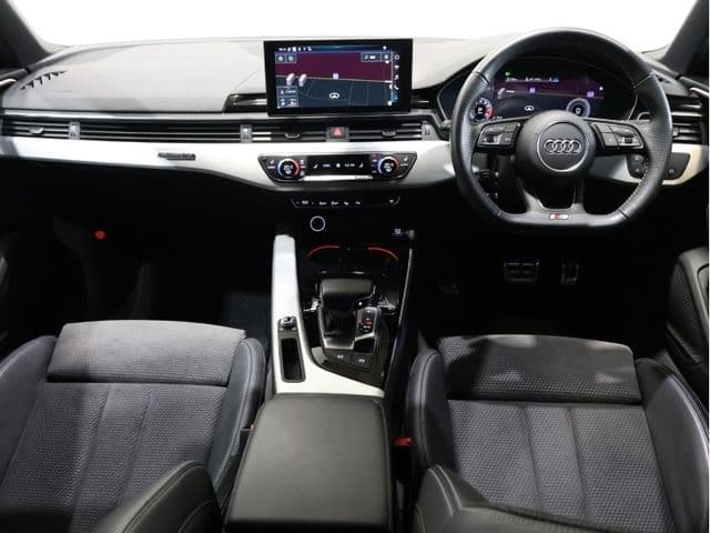 Car thumbnail 3