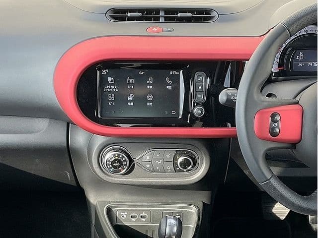 Car thumbnail 4