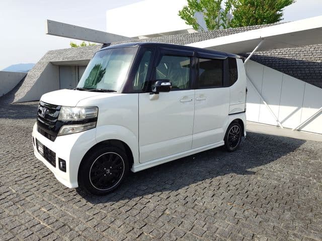Car thumbnail 2