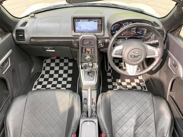 Car thumbnail 2