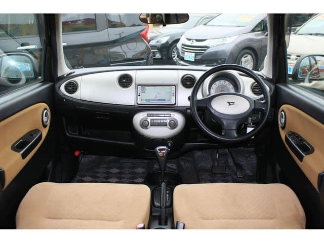 Car thumbnail 2