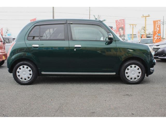Car thumbnail 4