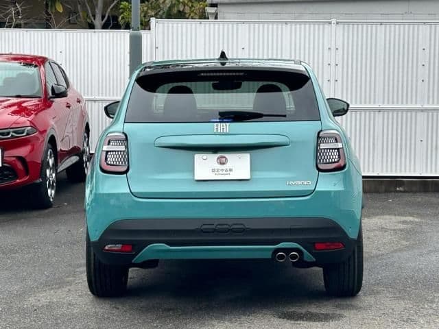 Car thumbnail 3