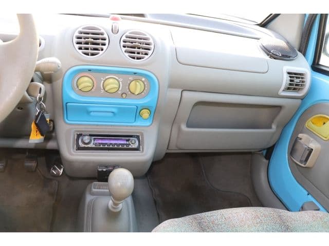 Car thumbnail 4