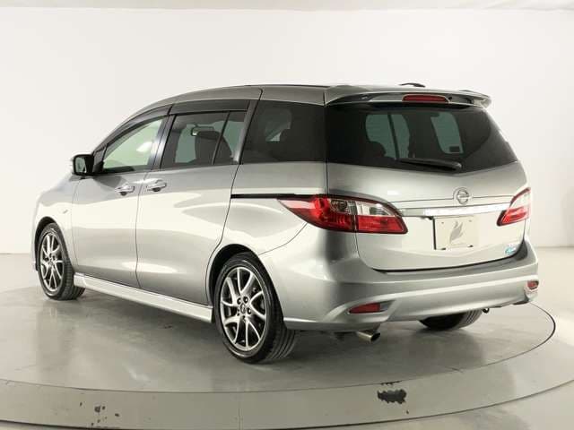 Car thumbnail 4