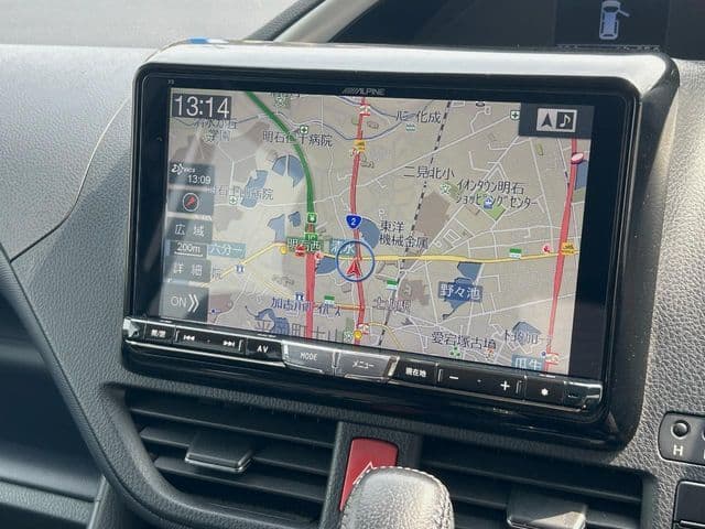 Car thumbnail 3