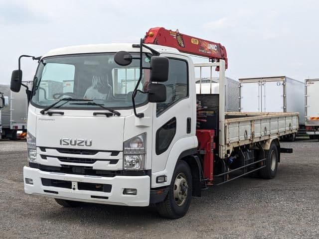 ISUZU