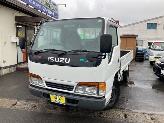 ISUZU
