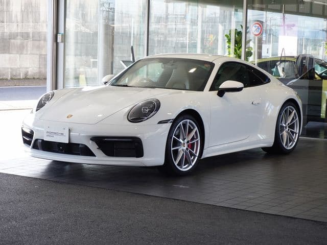 PORSCHE