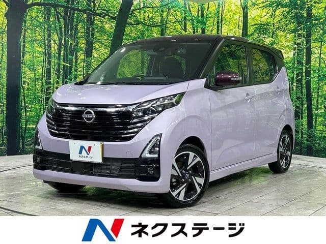 NISSAN