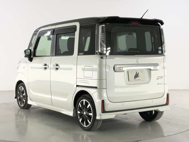Car thumbnail 4