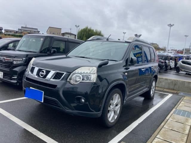 NISSAN