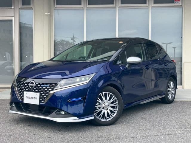 NISSAN