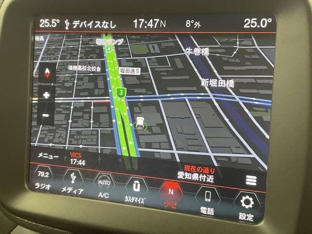 Car thumbnail 4