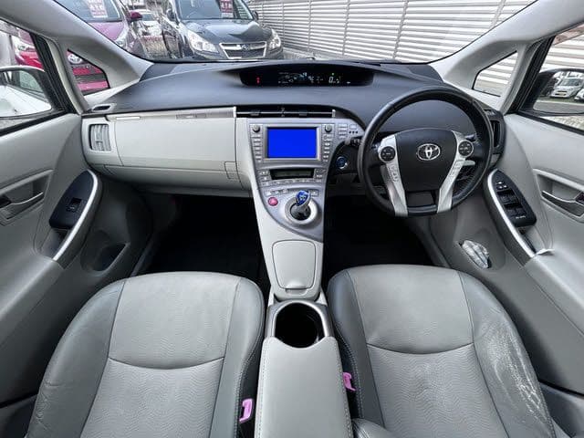 Car thumbnail 2
