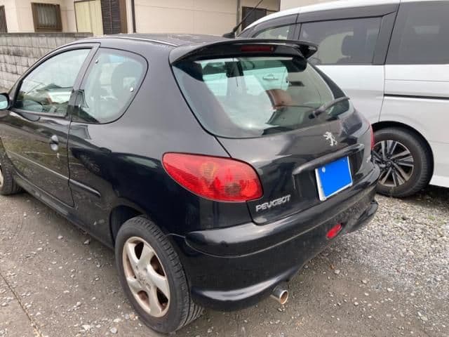 Car thumbnail 4