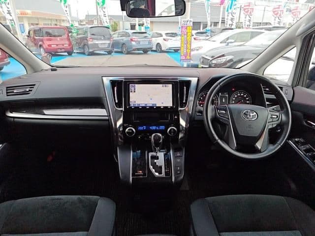 Car thumbnail 3
