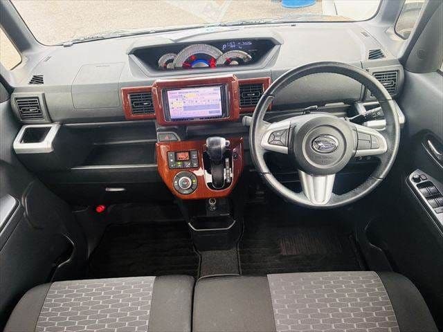Car thumbnail 3