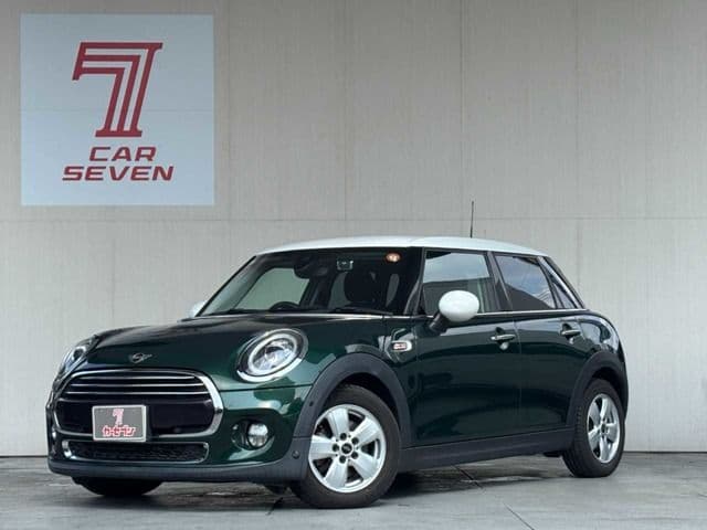Car image 1